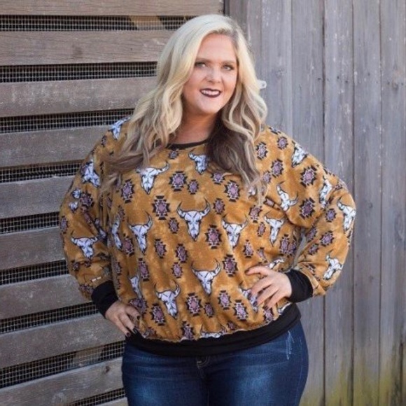 L&B Brand Mustard Bullhead Sweater - Picture 1 of 1